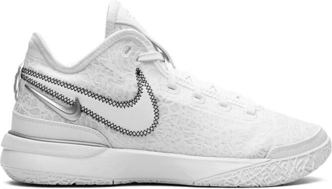 Nike "Zoom LeBron NXXT Gen White Metallic Silver sneakers" Wit