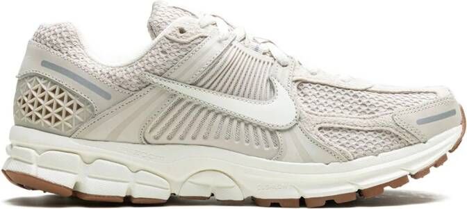 Nike Zoom Vomero 5 sneakers Beige