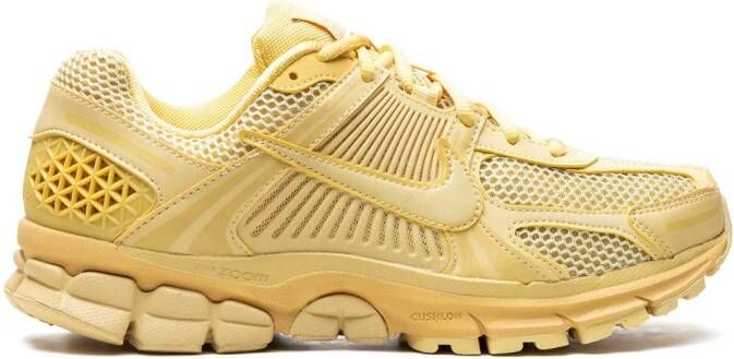 Nike Zoom Vomero 5 "Saturn Gold" sneakers Geel