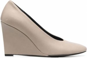 Nina Ricci Pumps met hoge sleehak Beige