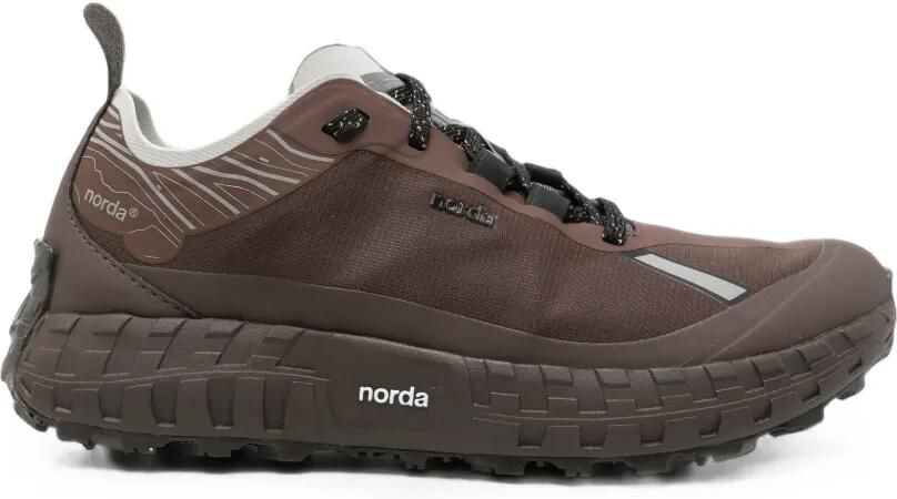Norda Sneakers met vlakken en logoprint Bruin