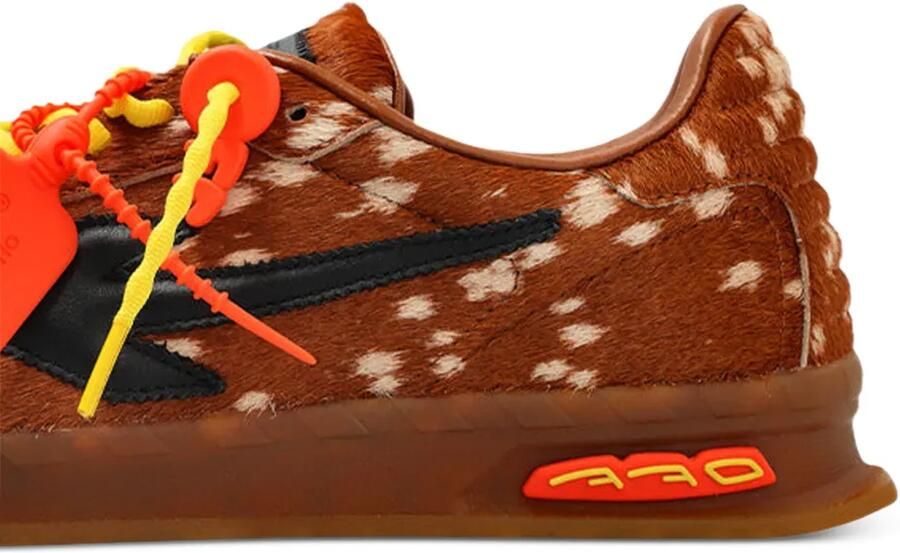 Off-White End Of Play animalier pony hair sneakers Bruin - Foto 2