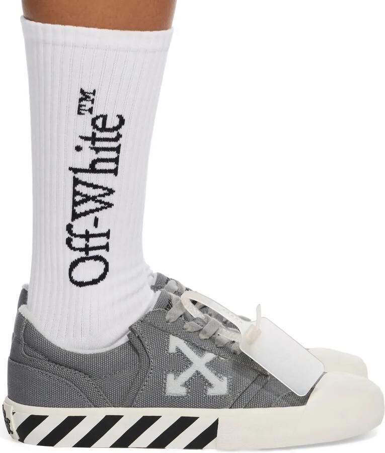 Off-White Vulcanized Undercut sneakers met pijldetail Grijs