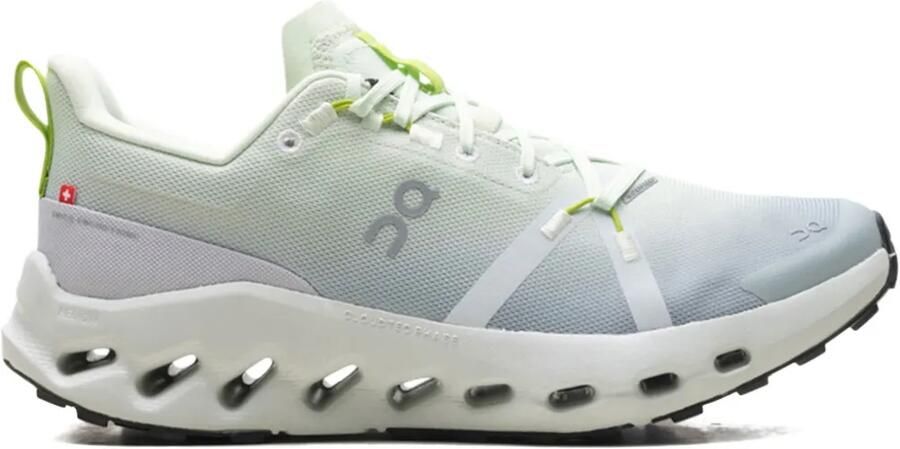 On Cloudsurfer Trail waterdichte sneakers Wit