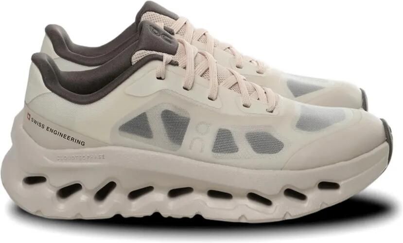 On Cloudtilt Remix sneakers met uitgesneden details Beige
