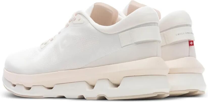 On Cloudz e sneakers Beige