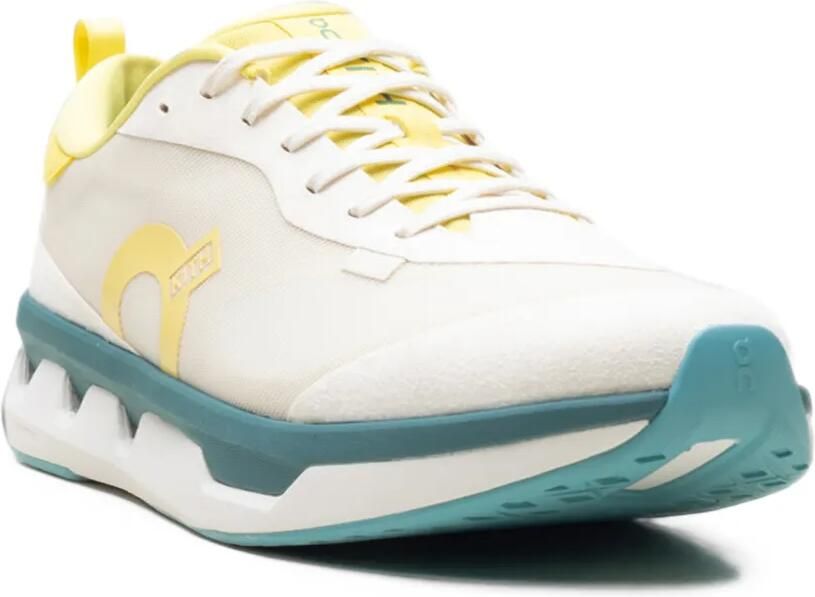 On K-Tech 3 sneakers Beige