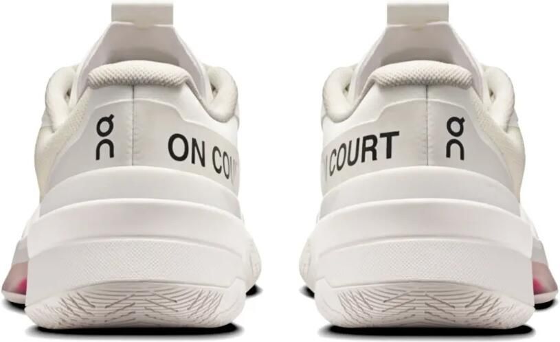 On The Roger Pro Fire sneakers Beige