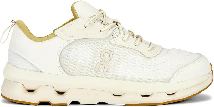 On x Zendaya x Law Roach Cloudtilt Mo sneakers Beige
