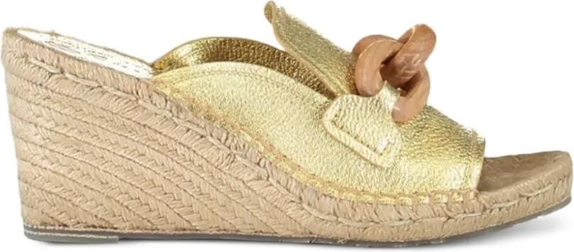 Pedro Garcia Oliveta sandalen met sleehak Goud