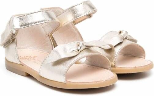 Pèpè Sandalen met gestrikte voorkant Goud