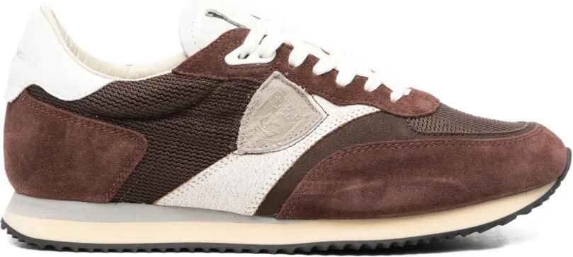 Philippe Model Paris Blville suède sneakers met patch en logo Bruin