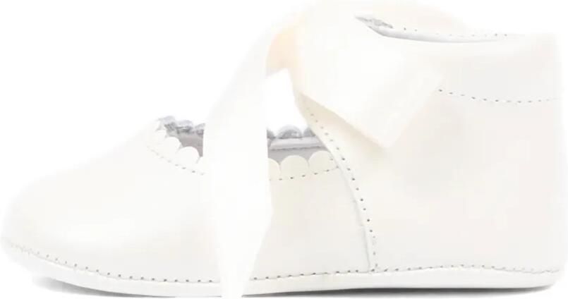 Pisamonas scalloped ribbon-fastening ballet flats Beige - Foto 4