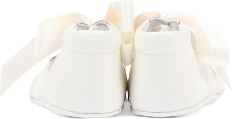 Pisamonas scalloped ribbon-fastening ballet flats Beige - Foto 5