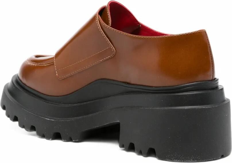 Plan C Loafers met grove zool en gesp Bruin