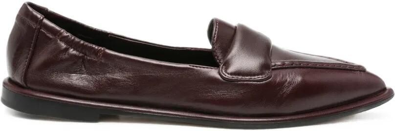 Pomme D´Or Loafers met puntige neus Rood