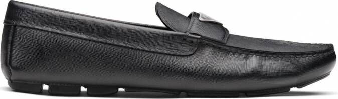 Prada Loafers met logoplakkaat Zwart