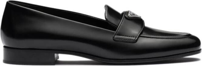 Prada Loafers met logoplakkaat Zwart