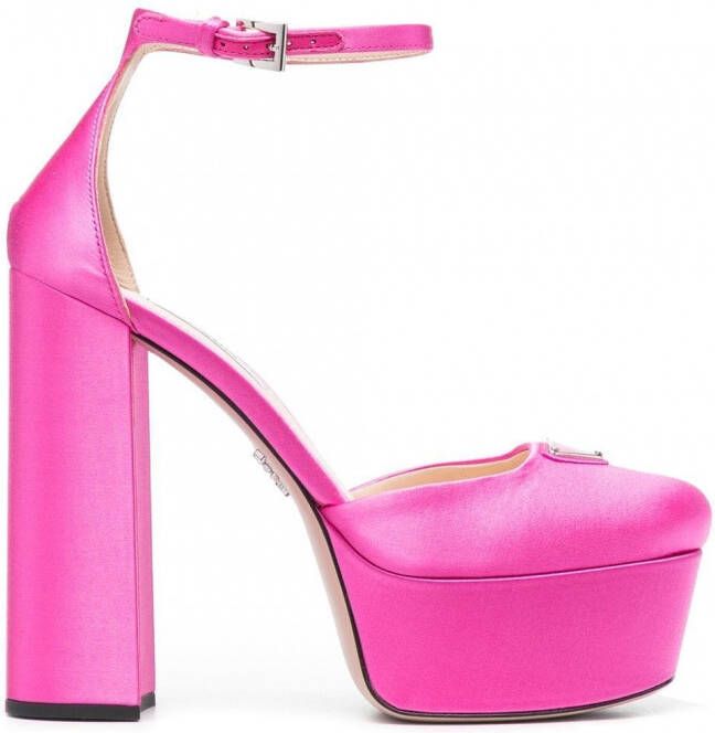 Prada Pumps met logoplakkaat Roze