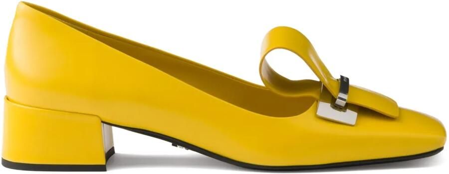 Prada 35 mm pumps van geborsteld leer Geel