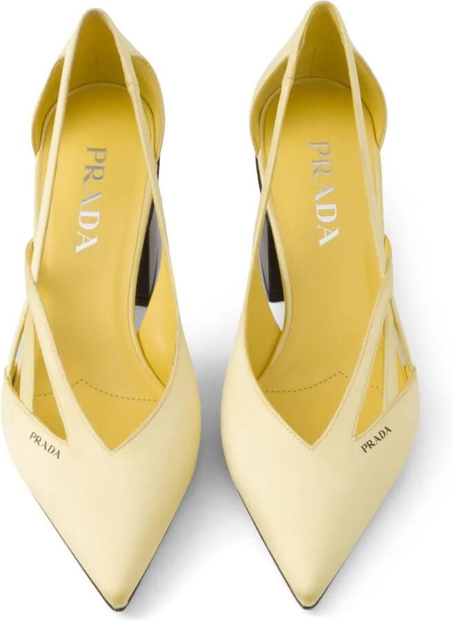 Prada 55 mm satijnen pumps met uitgesneden details Geel - Foto 3