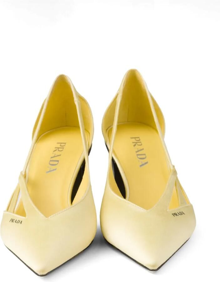 Prada 55 mm satijnen pumps met uitgesneden details Geel - Foto 2