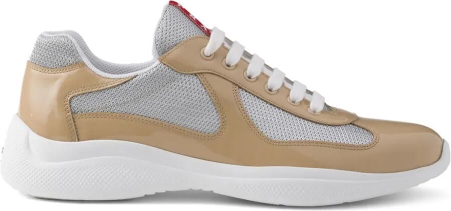 Prada America's Cup sneakers met vlakken Beige