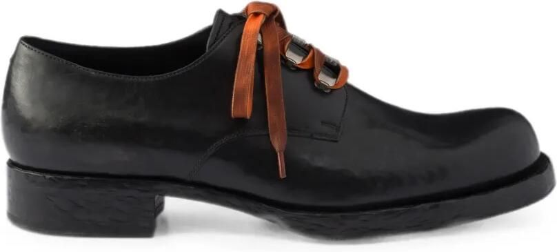 Prada Antieke leren veterschoenen Zwart