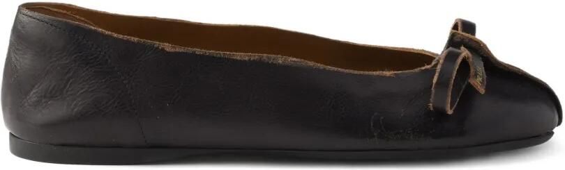Prada Ballerina's met strikdetail Zwart