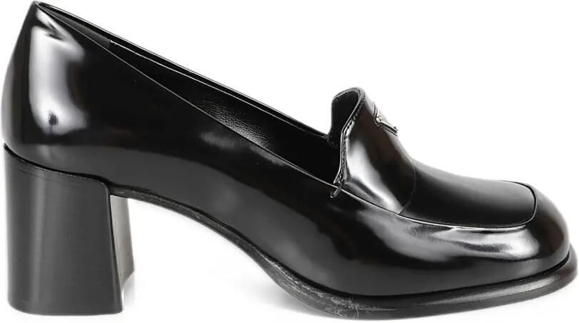 Prada brushed leather loafers Zwart