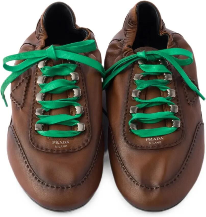 Prada Collaps nappa leren sneakers met haken Bruin - Foto 2