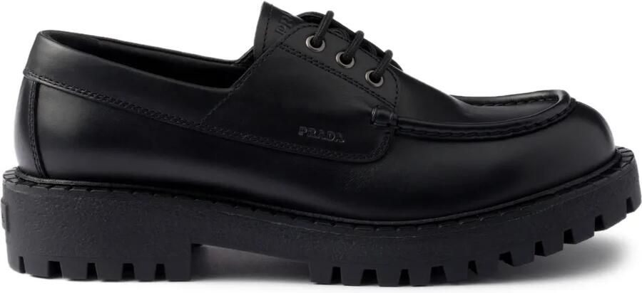 Prada Derby veterschoenen Zwart
