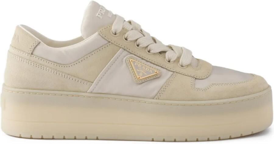 Prada Downtown Bold sneakers met plateauzool Beige