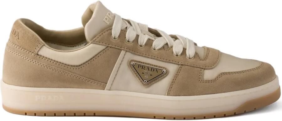 Prada Downtown sneakers met suède vlakken Beige