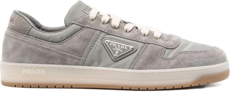 Prada Downtown suède leren sneakers Grijs