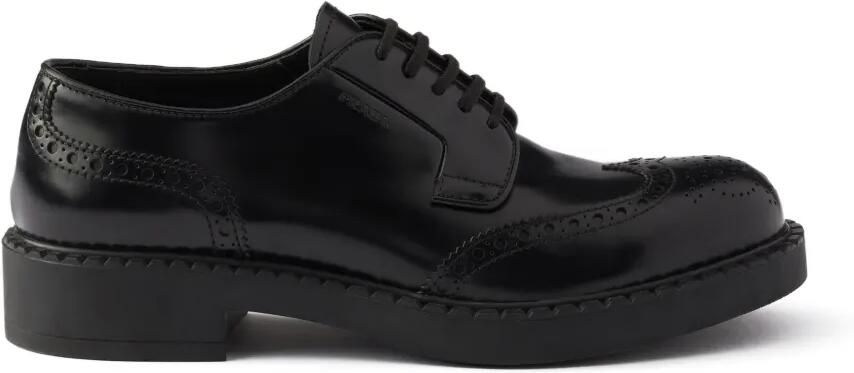 Prada Geborstelde leren derby schoenen Zwart