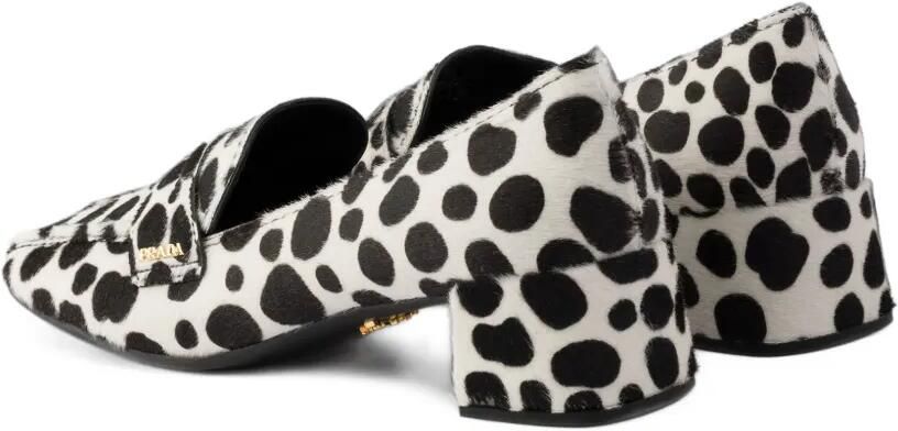 Prada Kalfsleren loafers met print Wit - Foto 4