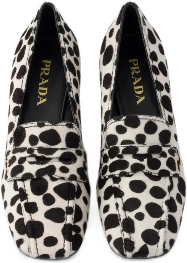 Prada Kalfsleren loafers met print Wit - Foto 5