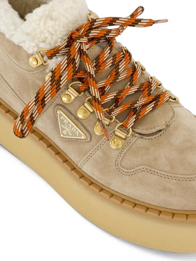 Prada Lammy gevoerde suède laarzen Beige - Foto 2