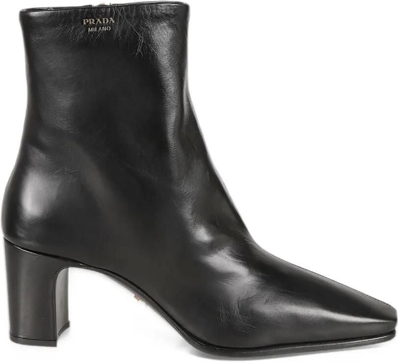 Prada leather booties Zwart