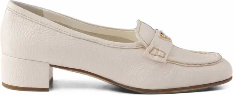 Prada leather pumps Beige