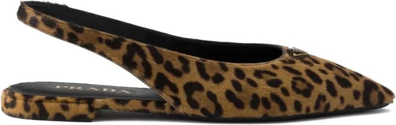 Prada Leren ballerina's met print Bruin