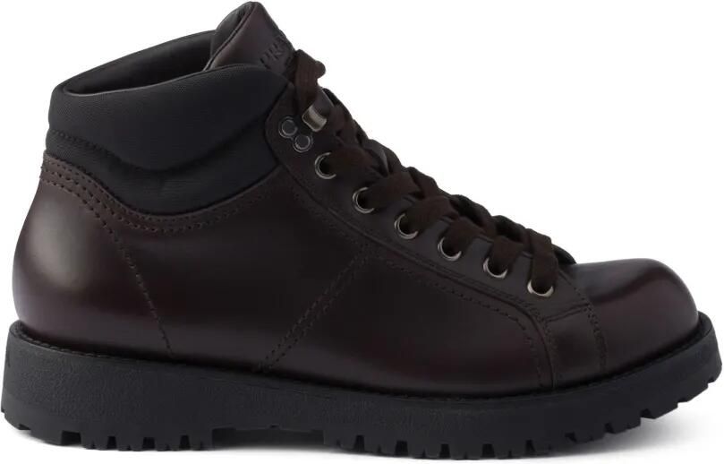 Prada Leren en Re-Nylon laarzen Bruin