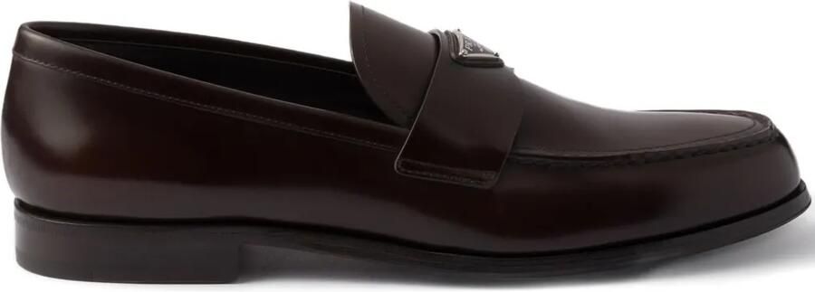 Prada Leren loafers met logo Bruin
