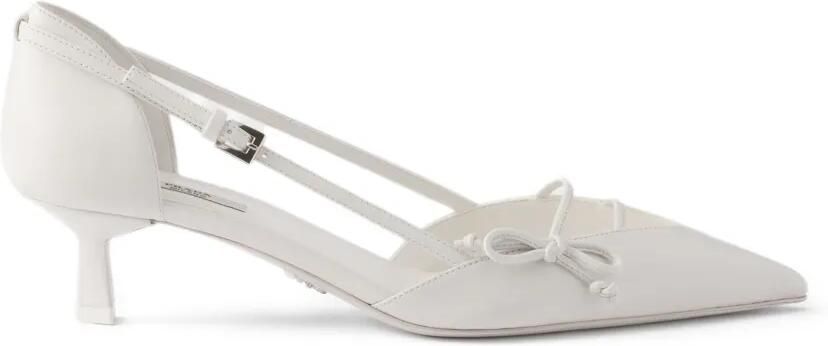 Prada Leren pumps met open zijkant Wit