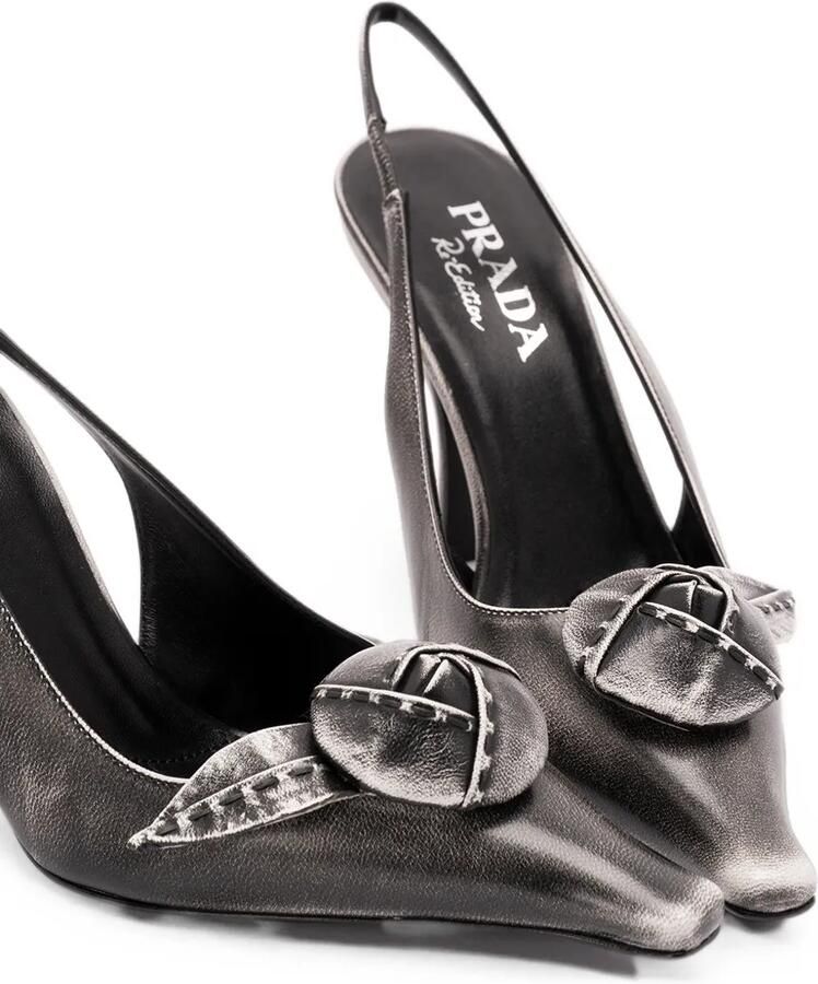 Prada Leren slingback pumps Zilver - Foto 2