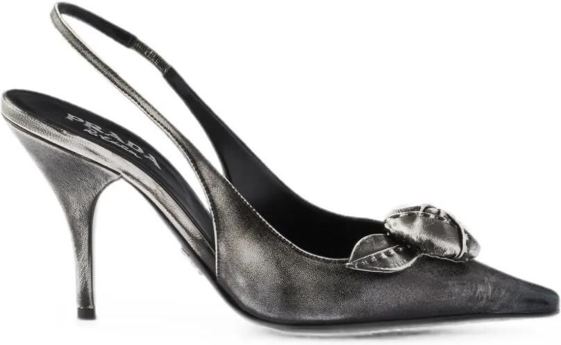 Prada Leren slingback pumps Zwart