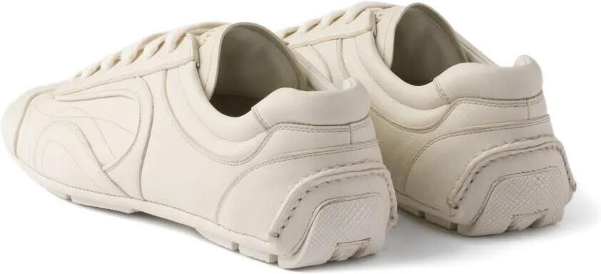 Prada Leren sneakers met logopatch Beige - Foto 4
