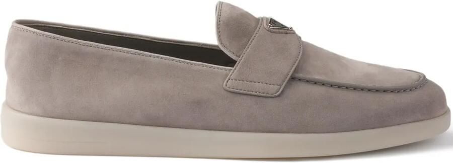 Prada Loafers met logo Grijs