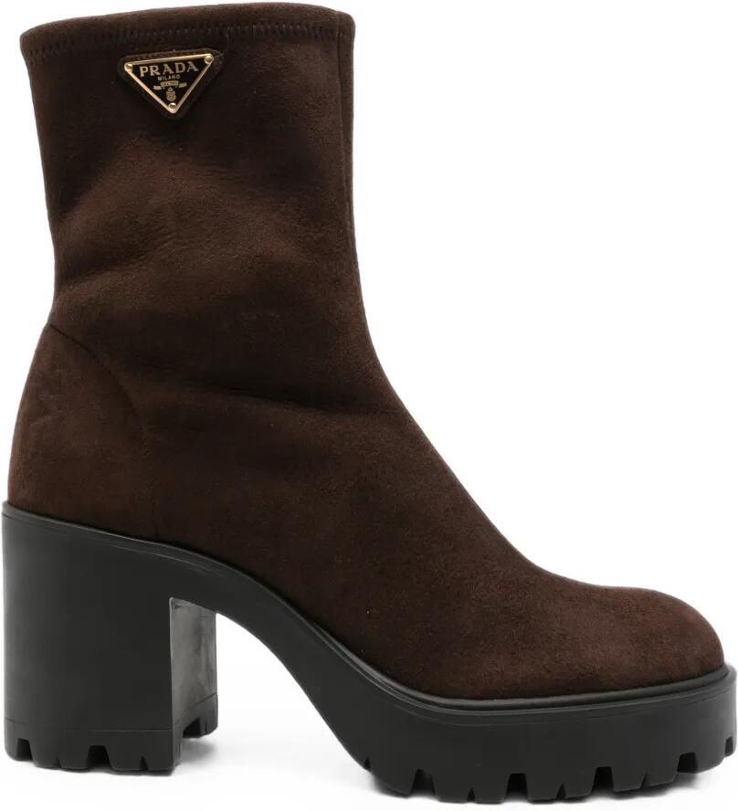 Prada Loafers met logoplakkaat Bruin